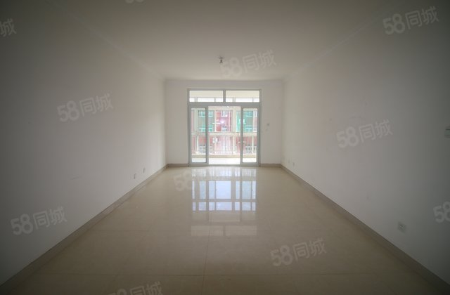 桐凤家园  6层电梯洋房  带阳面大车库  三叶草户型双阳台