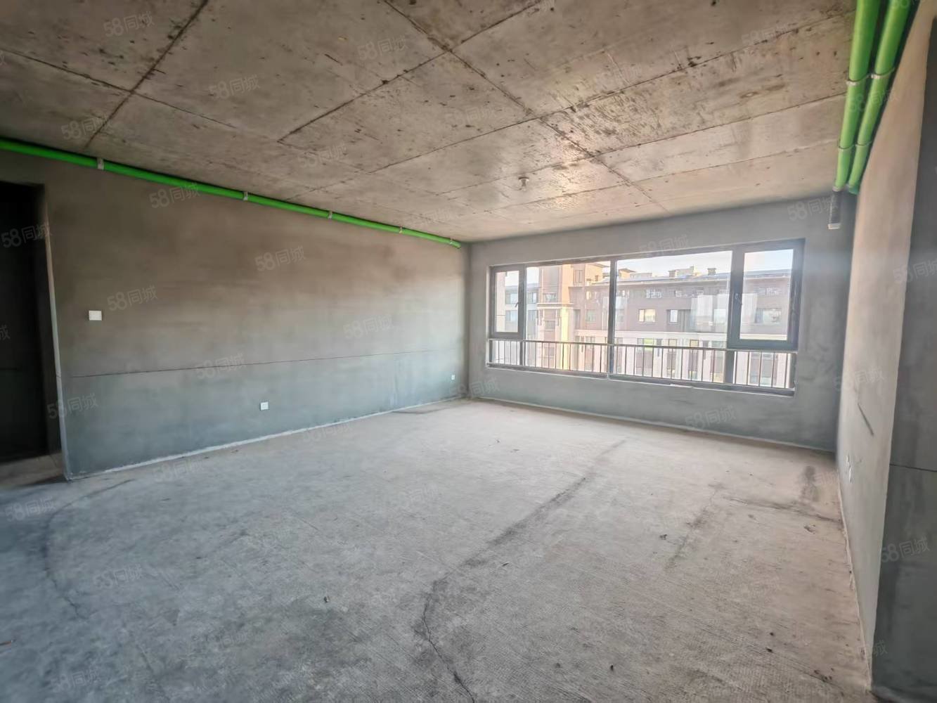 华韵锦园3室2厅2卫152㎡南北115万