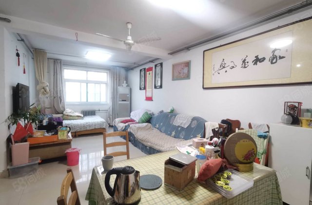 诚心卖！七中对面多层2楼，免大税有储，随时钥匙看房，可谈