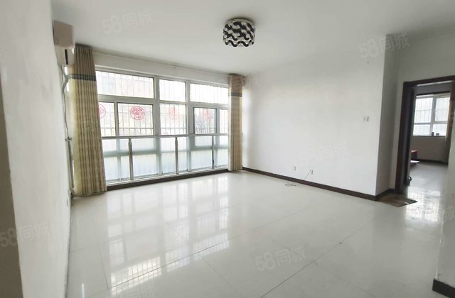 孝心楼层，采光好 总高12层，东边户，免大税，天恒御景花园