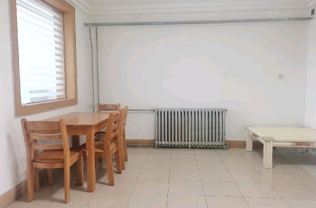 五交化家属院2室1厅1卫房东直卖送地下室