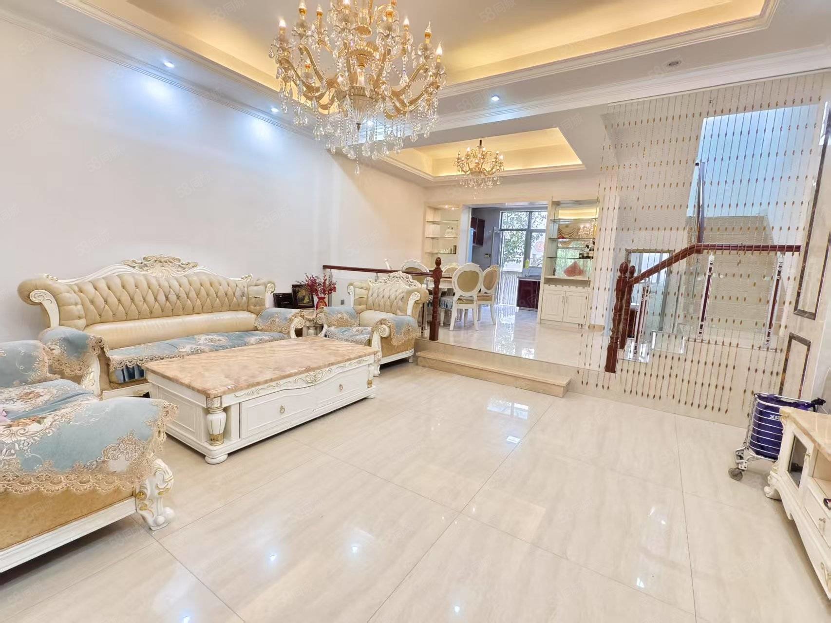 韶关碧桂园4室2厅4卫224㎡南138万