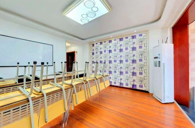 枫叶苑南区2室1厅86㎡180万二手房图片