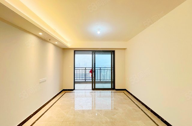 保利中环广场4室2厅130.28㎡170万二手房图片