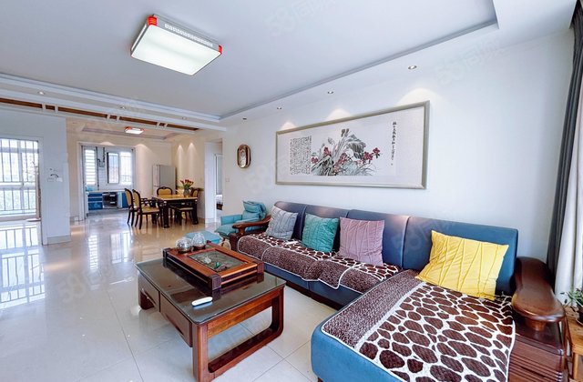 11层电梯洋房中间楼层带车位三叶草户型市医院附近