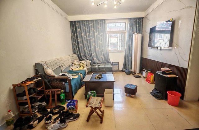 东昌中学北顺    昌华小区 3室 中间楼层 精装 人民医院