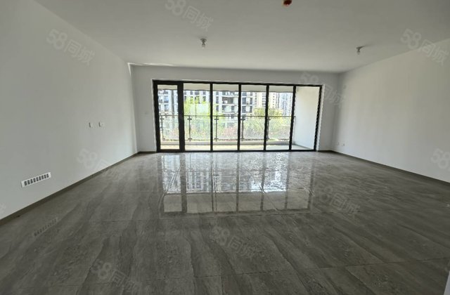 一实验，城市芳华澜园，11层电梯小高，带储藏室元宝户型，奥森