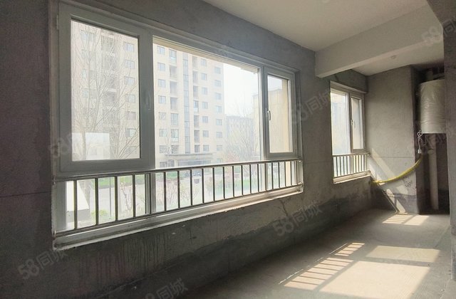 乾宏诚园4室2厅144㎡92万二手房图片