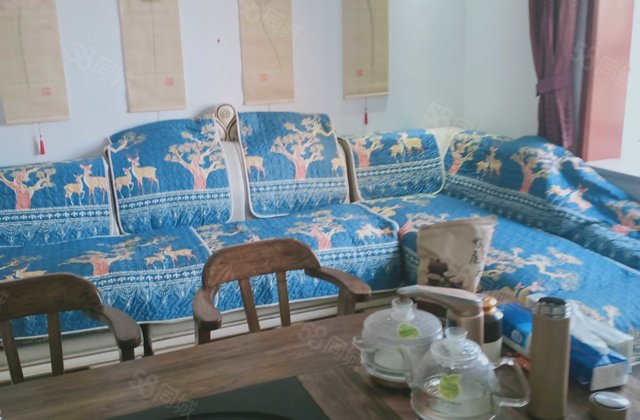 金柱月亮湾(C区)3室2厅2卫精装修满五  全款优惠房东直卖