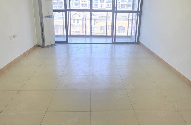 广源国际社区3室2厅115㎡70万二手房图片