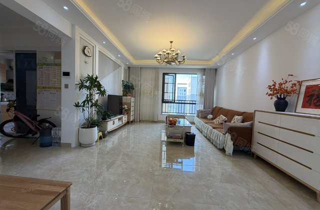 书香华府3室2厅133㎡63.8万二手房图片