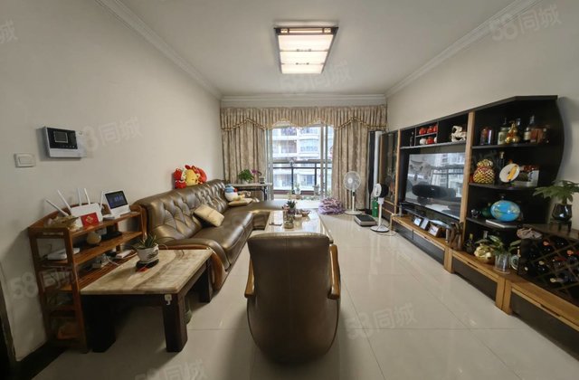 珠江帝景湾3室2厅133.16㎡75.8万二手房图片