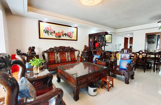 万科缤纷四季(南区)4室2厅155.77㎡190万二手房图片