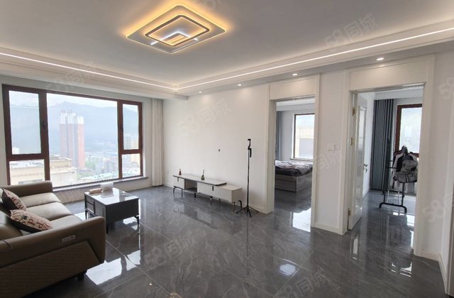 观山悦3室2厅110㎡60.5万二手房图片