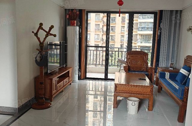 中润温泉水城2室1厅86.6㎡61万二手房图片