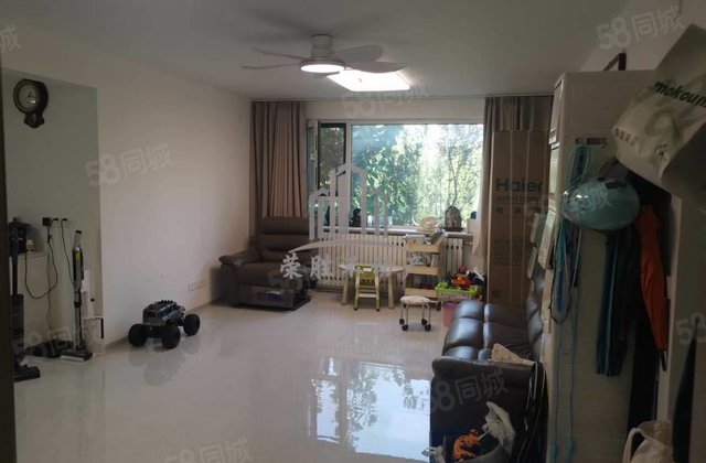 闸北小区西区 东关 文轩 威尼斯 龙山花园精装三室停车方便