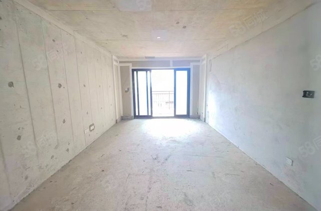 龙湖碧桂园天宸原著4室2厅142.98㎡128万二手房图片