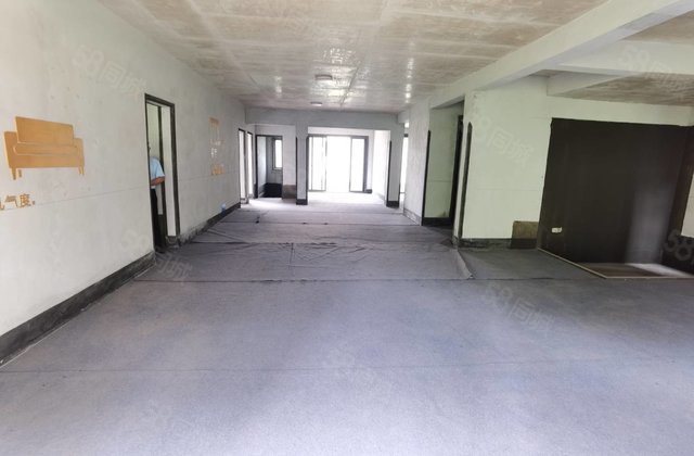 桂林顺祥郡5室2厅212㎡199万二手房图片