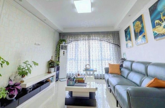 蓝光COCO金沙(二期)3室2厅73.58㎡170万二手房图片