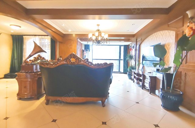 塔子山壹号4室2厅141㎡415万二手房图片