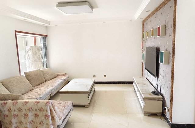 期待有缘人，出售保养极好房屋，房东直卖。