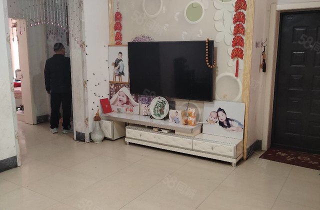 振兴路 柳园路 东昌中学本部 星海家园一楼 精装修三居室