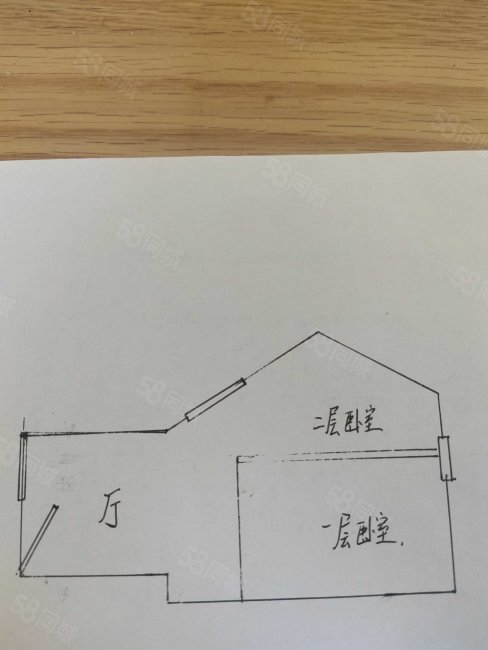 门楼胡同小区1室1厅0卫12.1㎡南245万