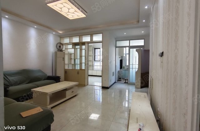 万达旁 多层3楼 免大税 正规三室两厅 莲湖花园 商品房