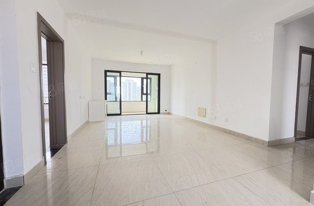 次新房 锦绣观邸 小高层 三叶草 送车储 东昌东 三中