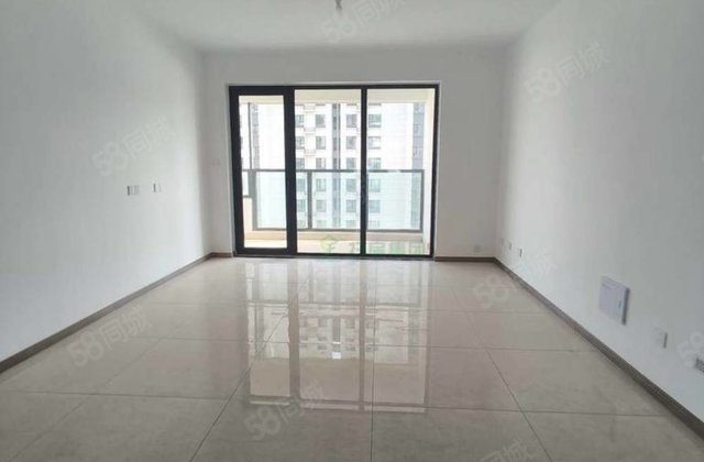 培文对过 民生 经典三叶草户型 双阳台 送车位储藏室