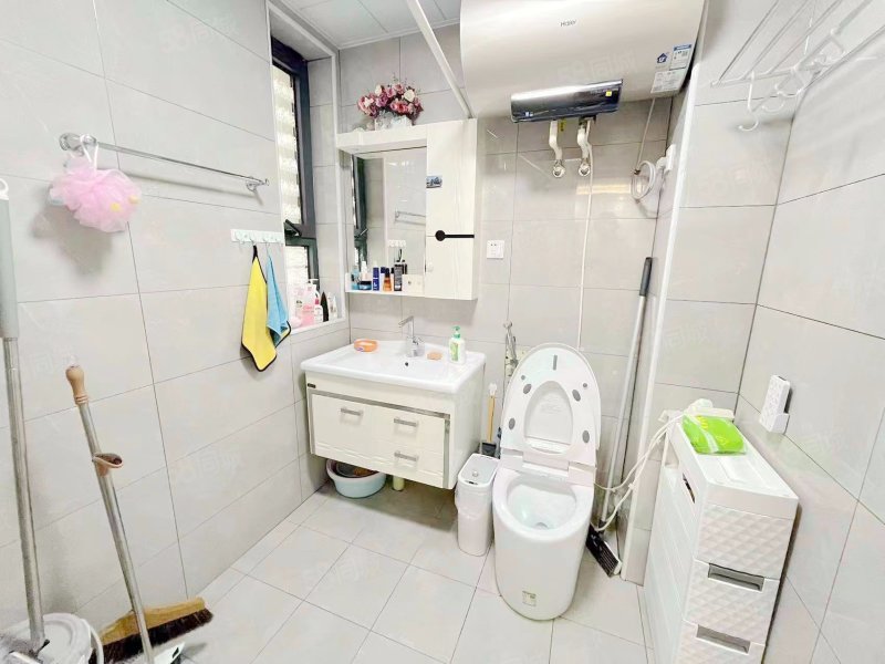 直隶新城花都2室2厅1卫98.5㎡南北80万