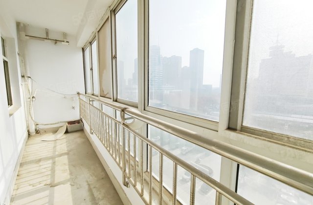 柳泉花园 双卫格局 中间楼层采光好 南北通透