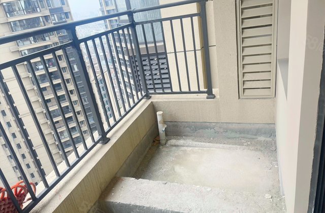 建发鼎华北大珑廷4室2厅116.53㎡118万二手房图片