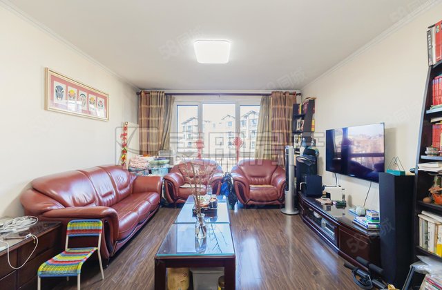 乐府江南3室2厅130㎡950万二手房图片