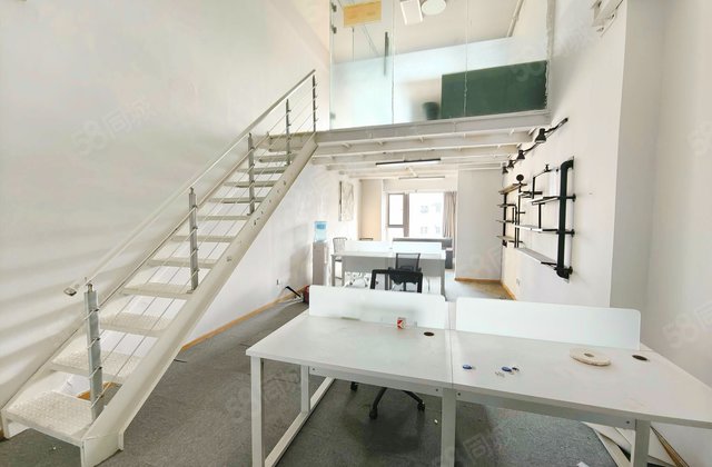 保利中心(商住楼)1室1厅71.74㎡62万二手房图片