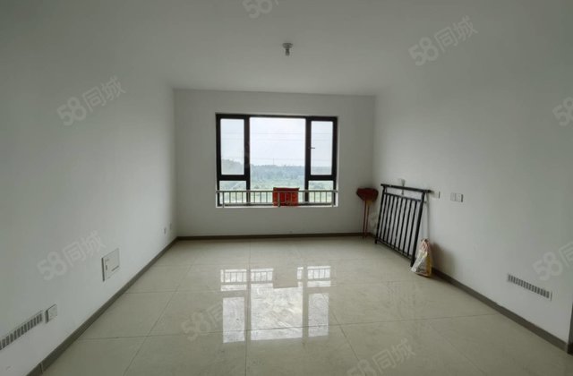 急售急售 民生边户 户型方正 三室送储藏室