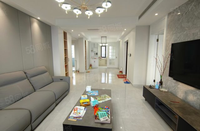 百合一期 精装三叶草 全屋中央空调 带车储 无遮挡