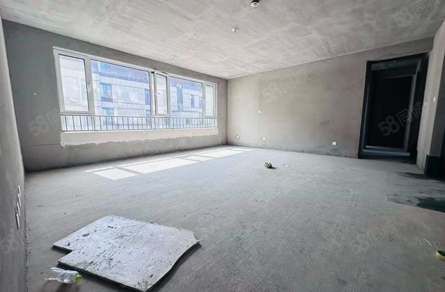 中房红艺墅4室2厅143.36㎡75万二手房图片