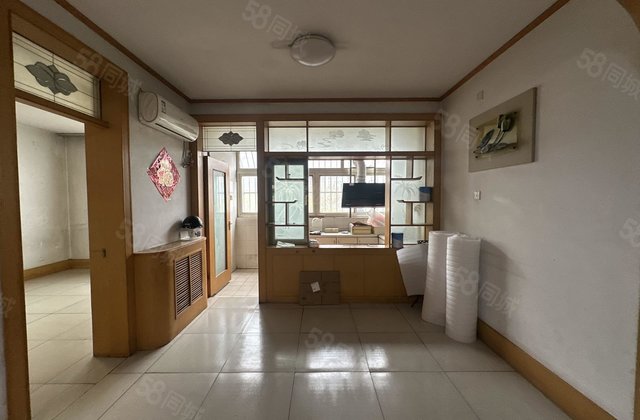 站北花园 阳明 实验 鸿顺花园 中间楼层