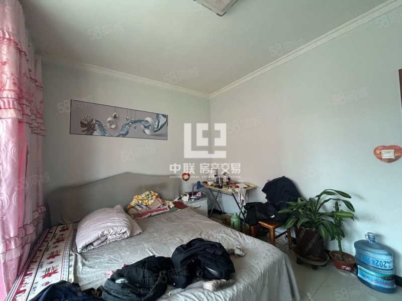 金地佳景花园3室2厅1卫99㎡南北47万