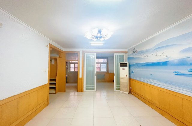 水城中街 兴华路   东昌中学 步梯一楼 中巨小区 带储藏室