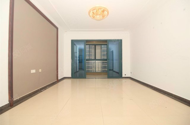 恒大城(东区)4室2厅159㎡100万二手房图片