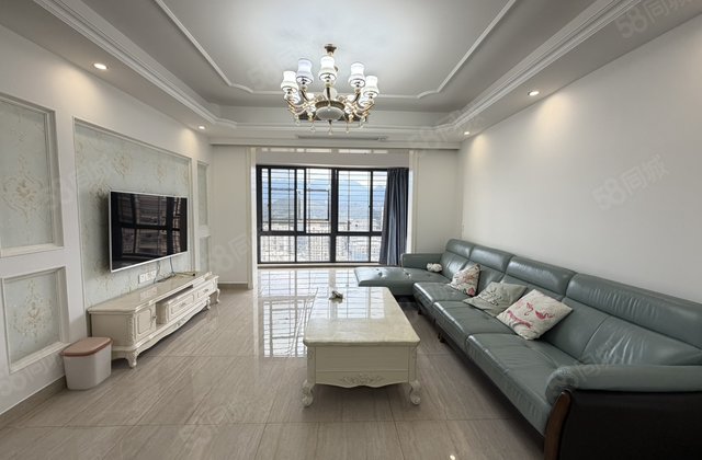 新城中心御峰3室2厅108㎡65万二手房图片