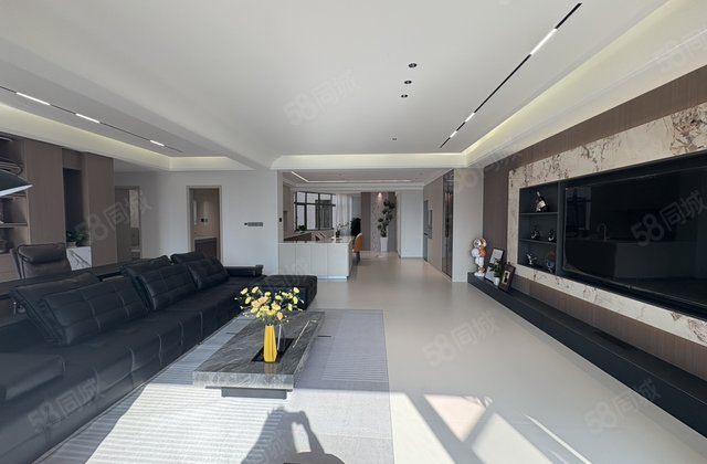 金凤朝阳3室2厅165㎡80.8万二手房图片