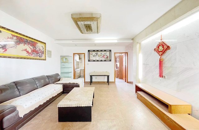 正弘春晓3室2厅97㎡110万二手房图片