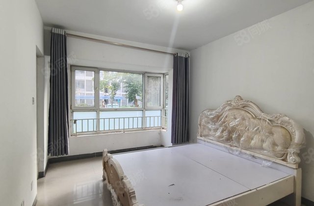 文轩  实验  金立文苑畅博西湖馨苑3室2厅5o多万随时看房