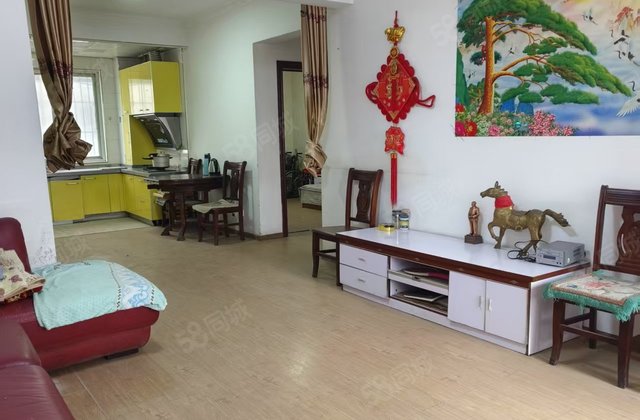 红卫三公司小区3室1厅1卫88.87㎡南30万