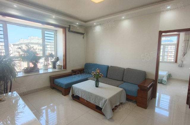 二中附近，海德公园，裕昌国际，精装三室边户，送车储免大税