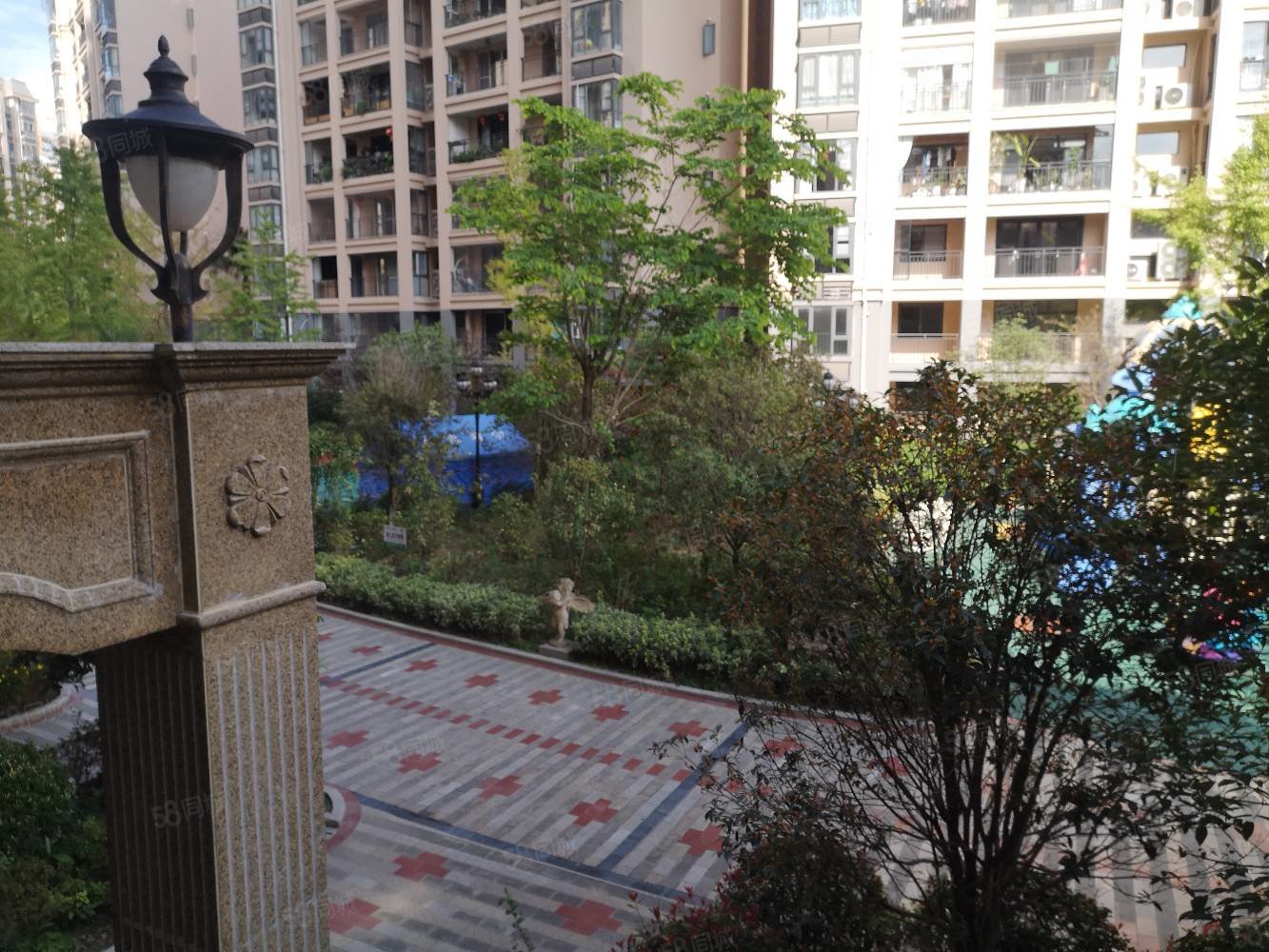 【10图】城北滨江河畔品质小区精装套四,证齐,税低,可按揭,随时看房