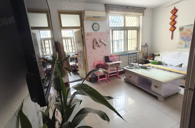 站北花园～  楼层～两室朝阳采光超赞～出行购物便利～诚心出售